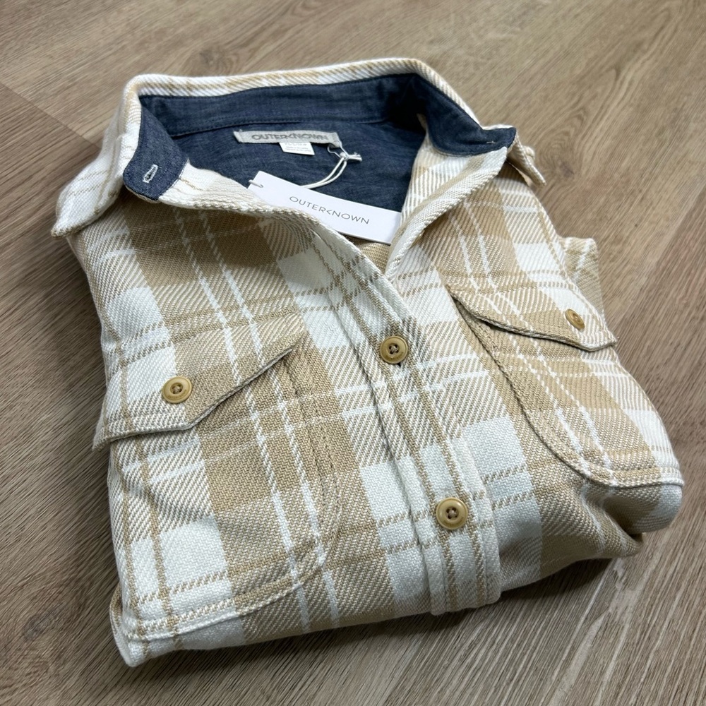 NWT Outerknown 100% Organic Cotton Tan White Plaid Button Down Blanket Shirt